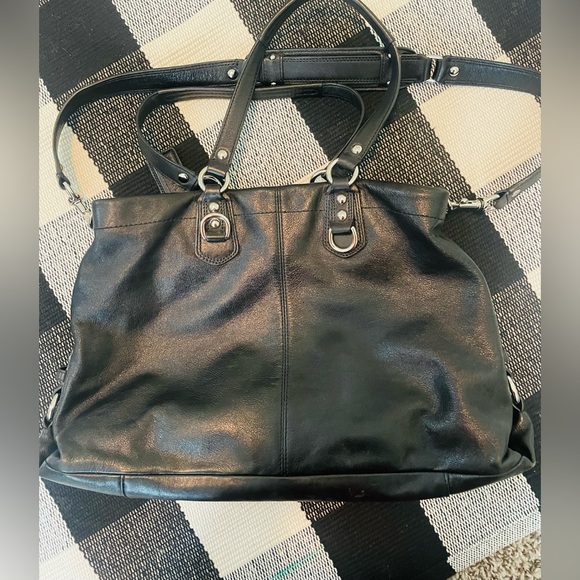 Coach Leather Purse - Picture 5 of 7